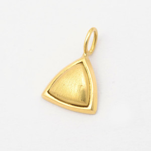 #37553 Pingente Triangular em Ouro Amarelo 18K